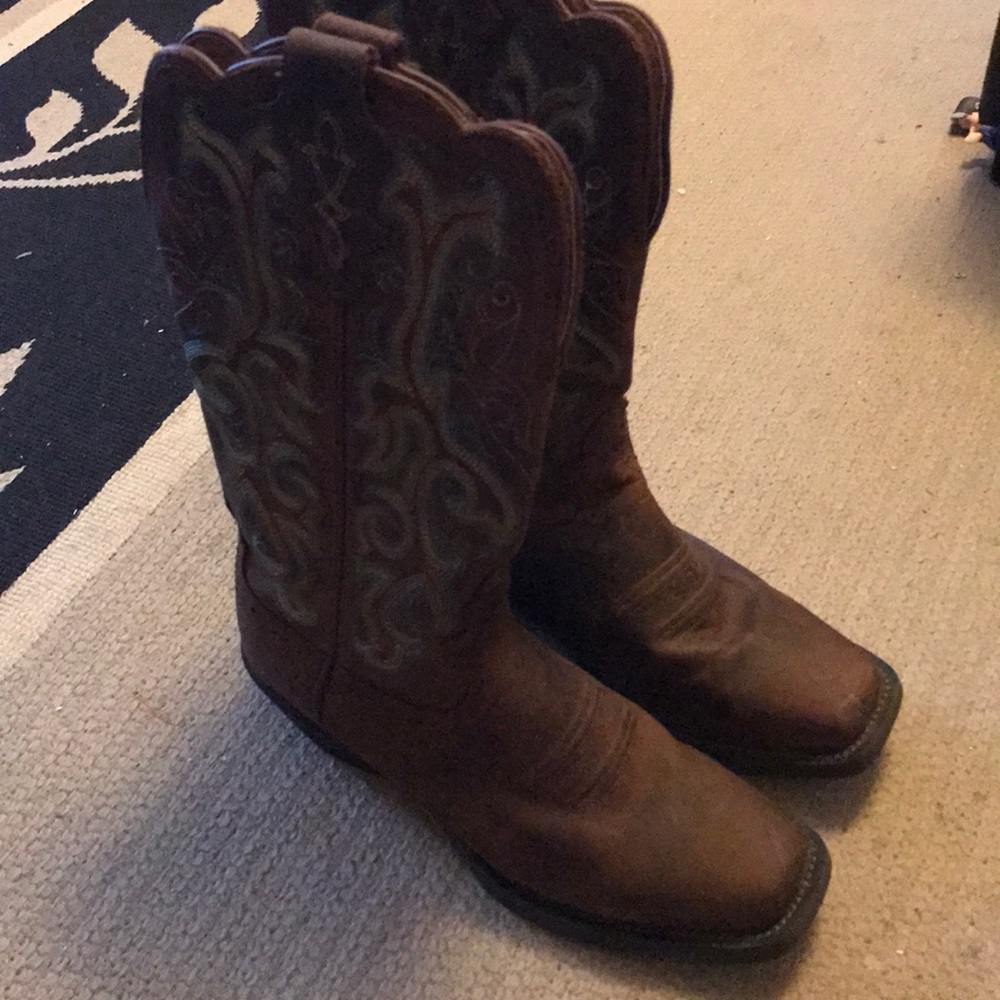 Women’s Justin boots
